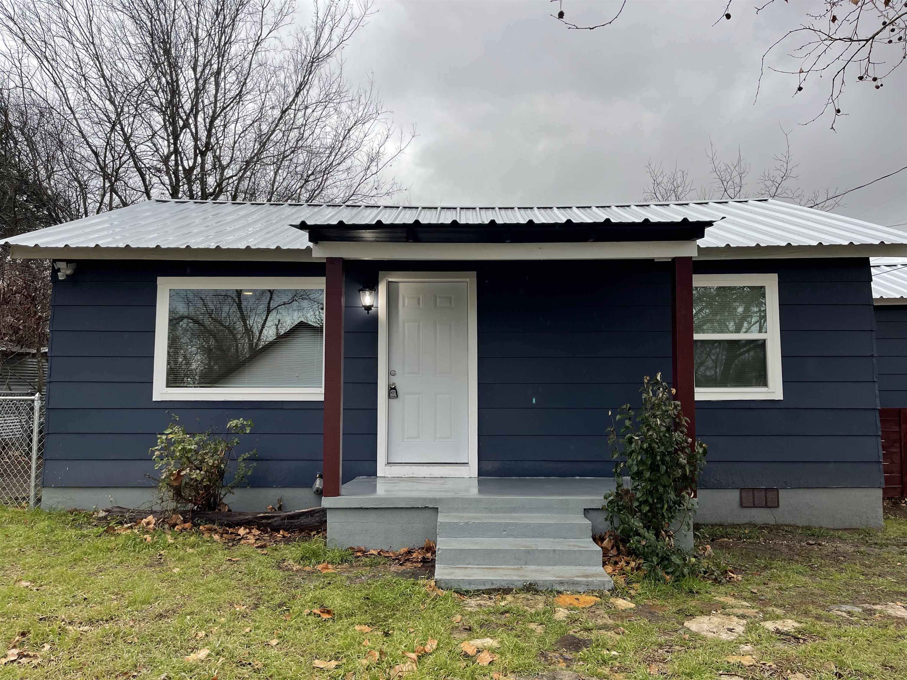 S 8450 VANDEVEER/ALEXANDER LOT W PT OF 3 BLK 29