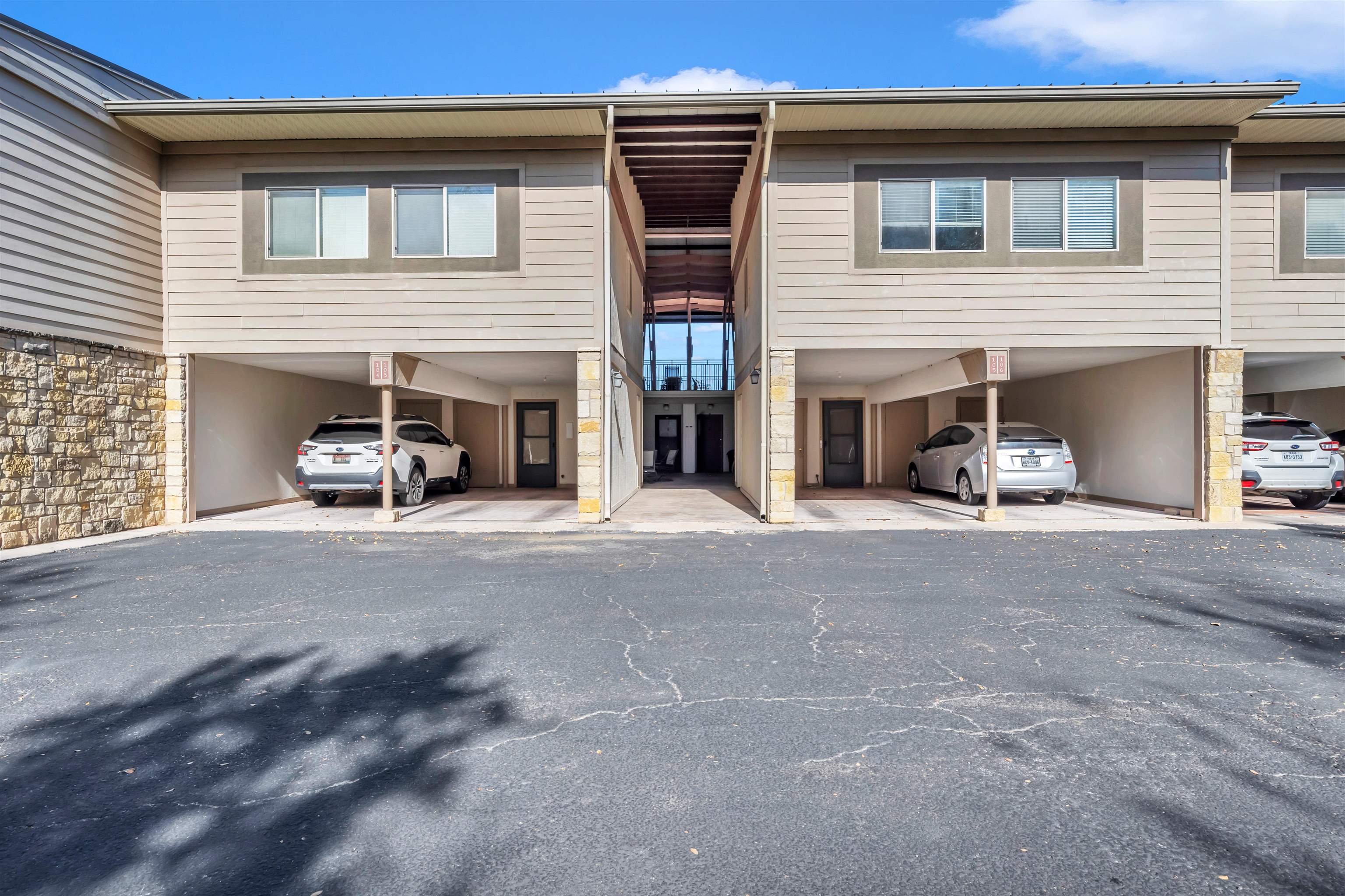 High Vista Condo Horseshoe Bay Unit 103