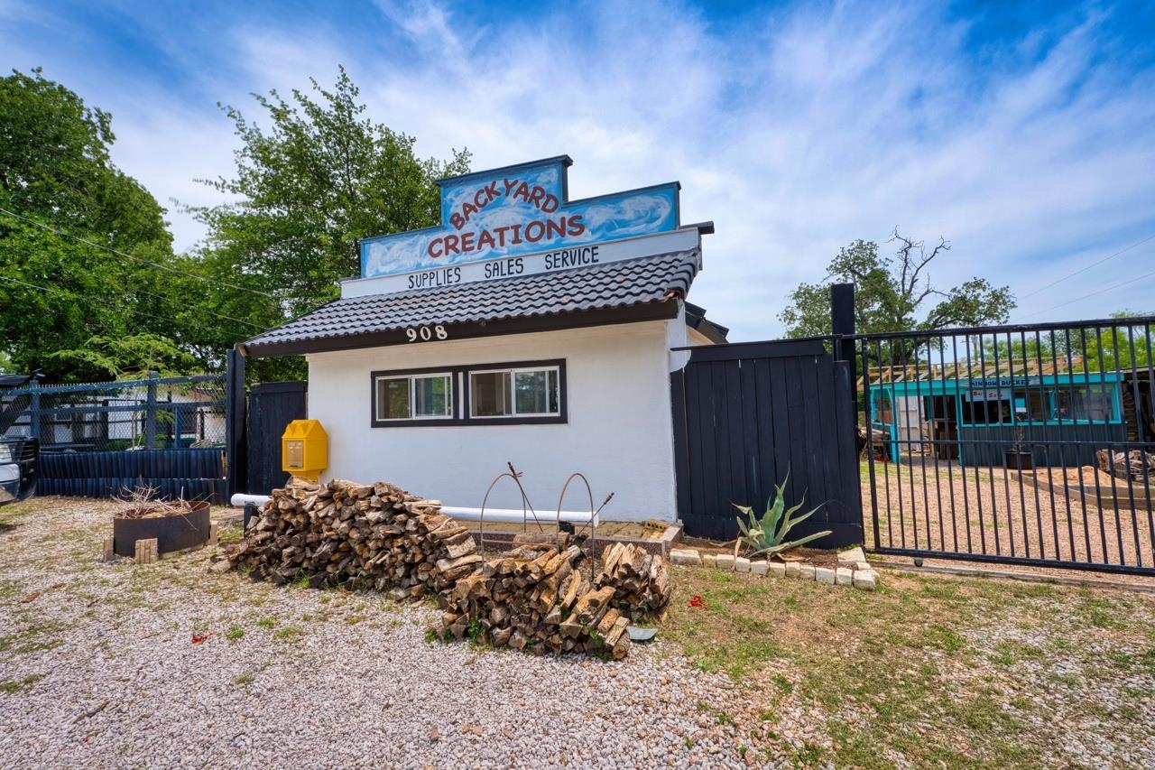 908 Phillips Ranch, Granite Shoals