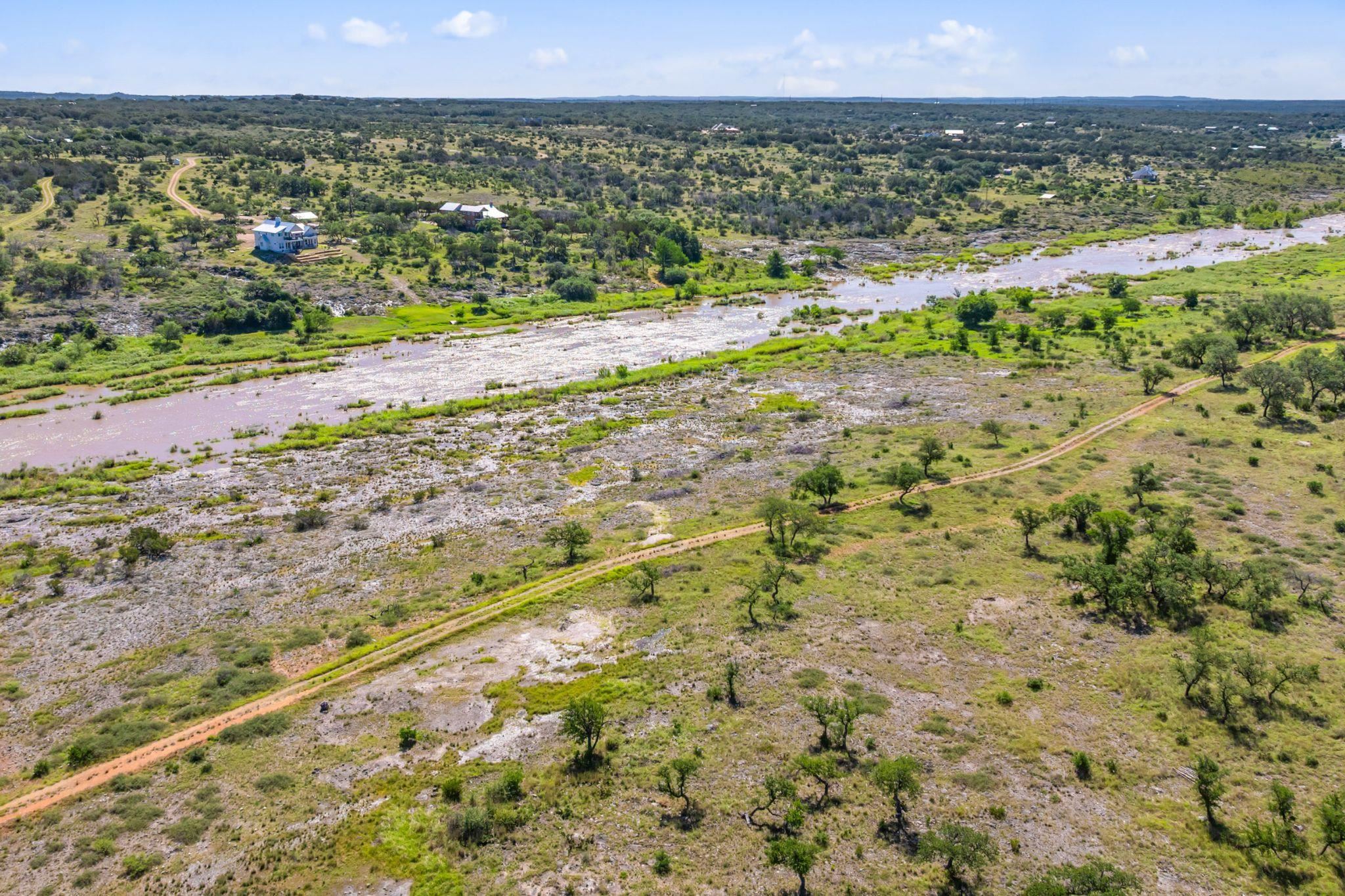 620 Rio Vista, Johnson City