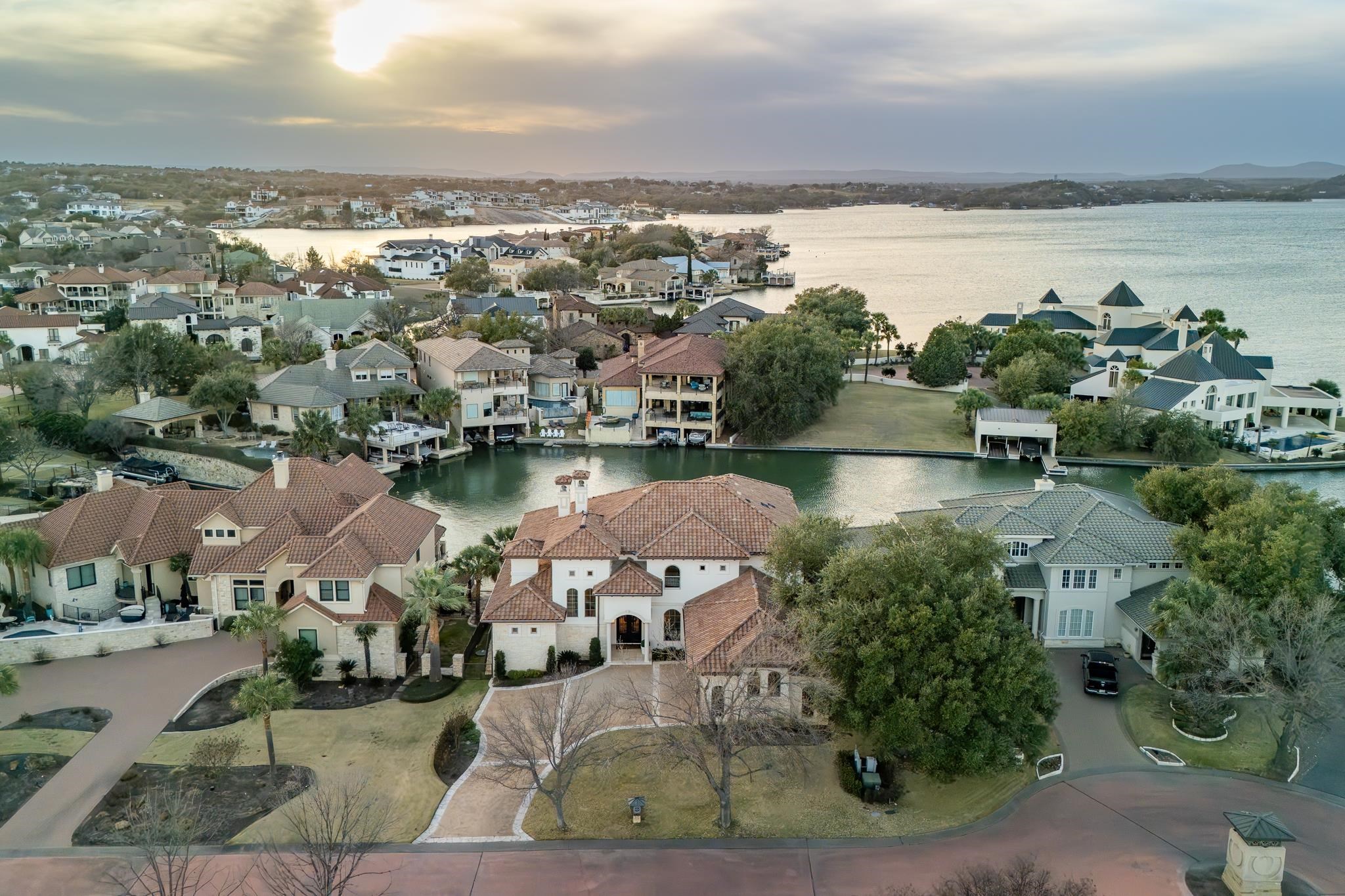 HORSESHOE BAY APPLEHEAD ISLAND LT 147