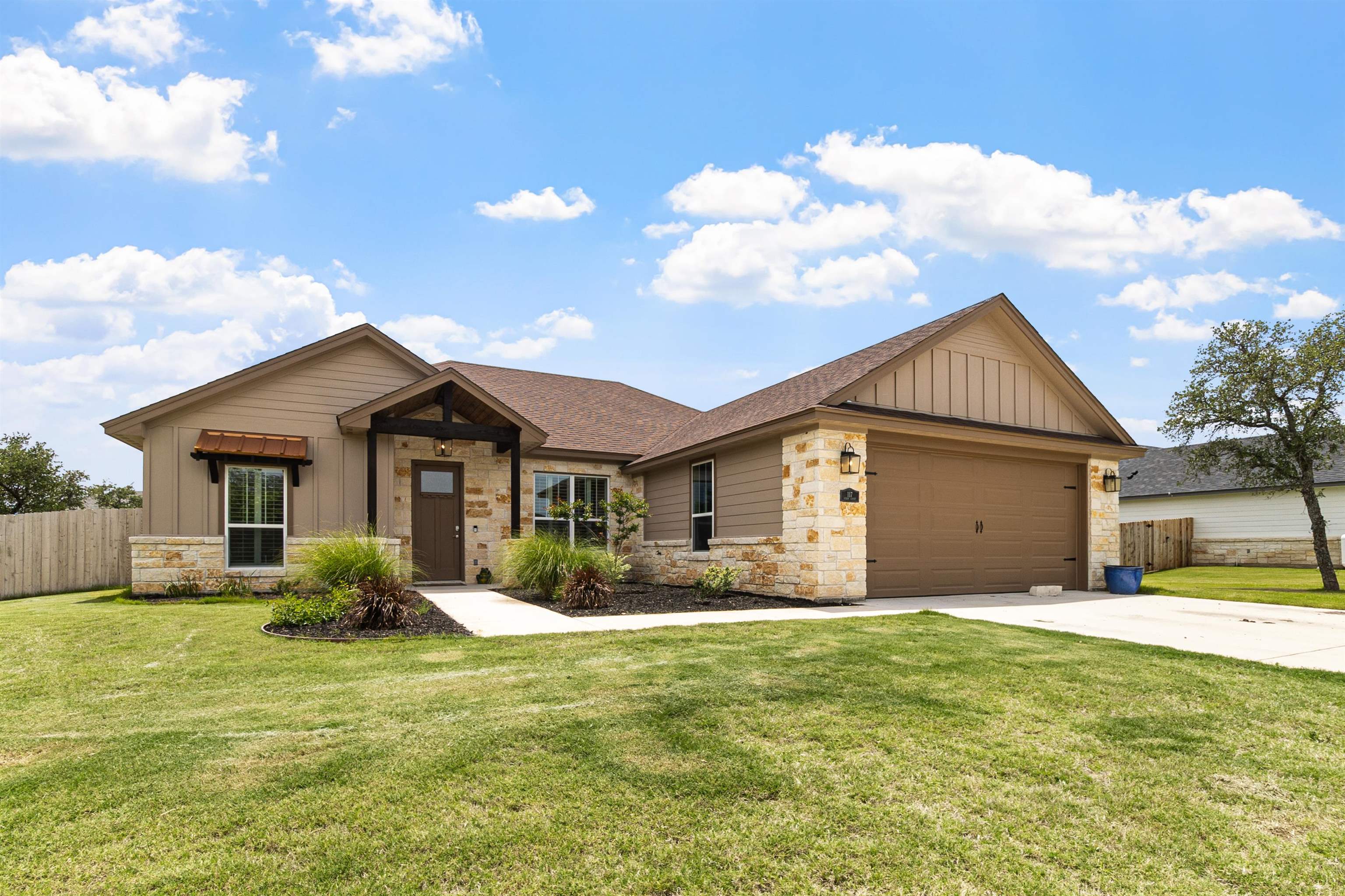 S4071 DELAWARE SPRINGS LOT 23, SEC 19, PH 3, BLK 4