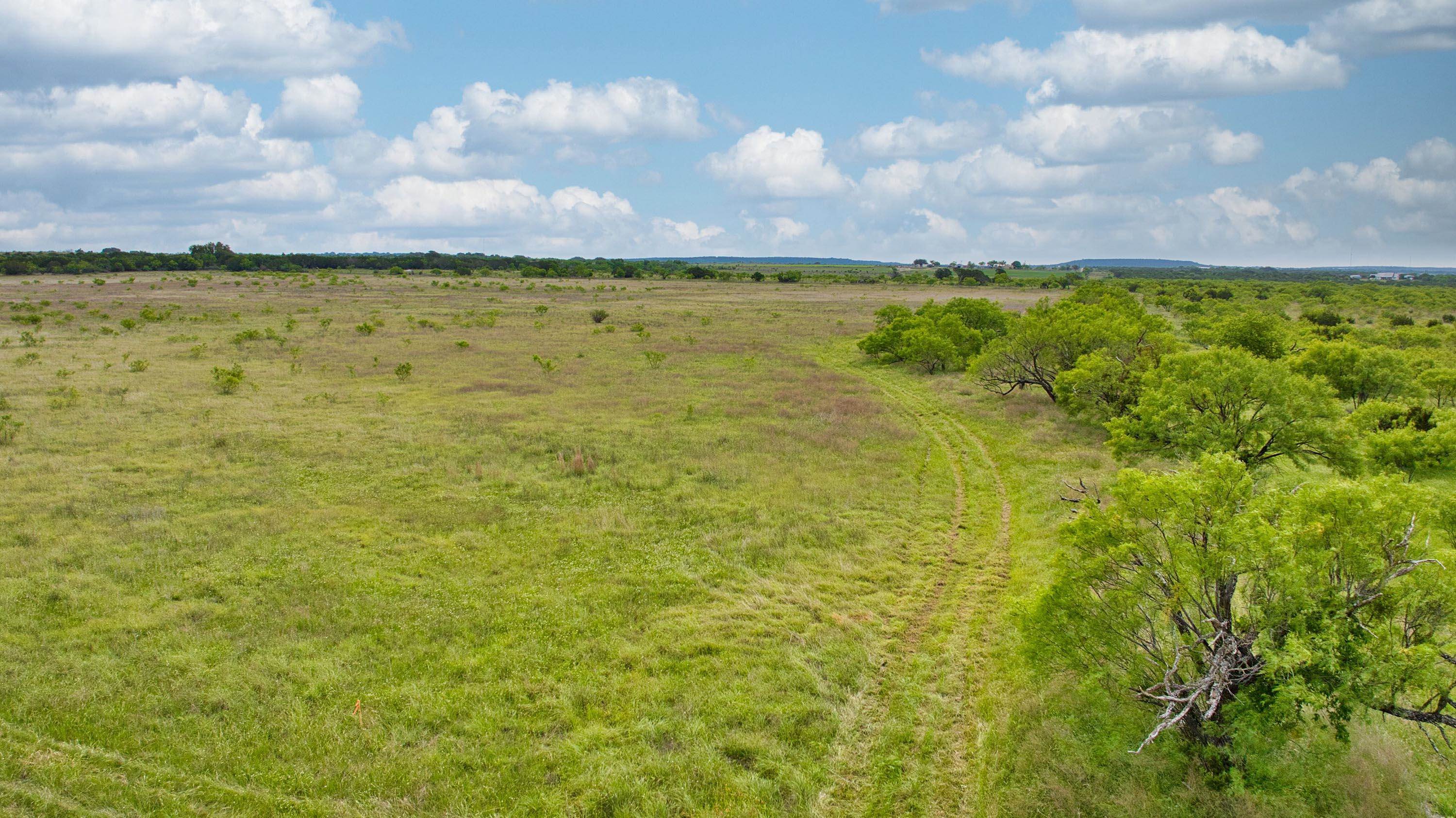 3000x1686