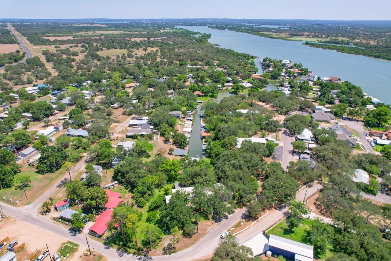 417 CR 136A, Kingsland