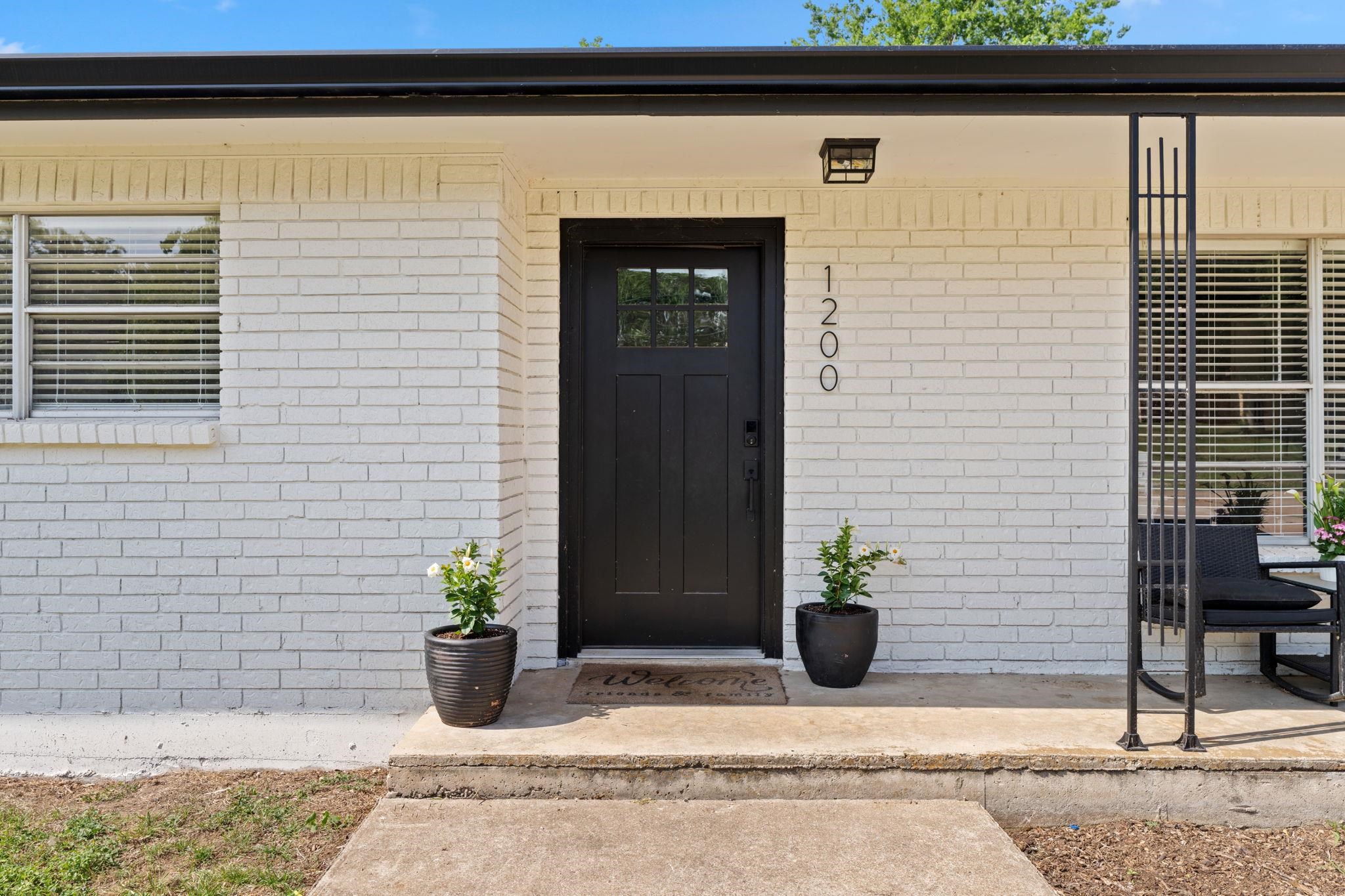 1200 Ash, Marble Falls