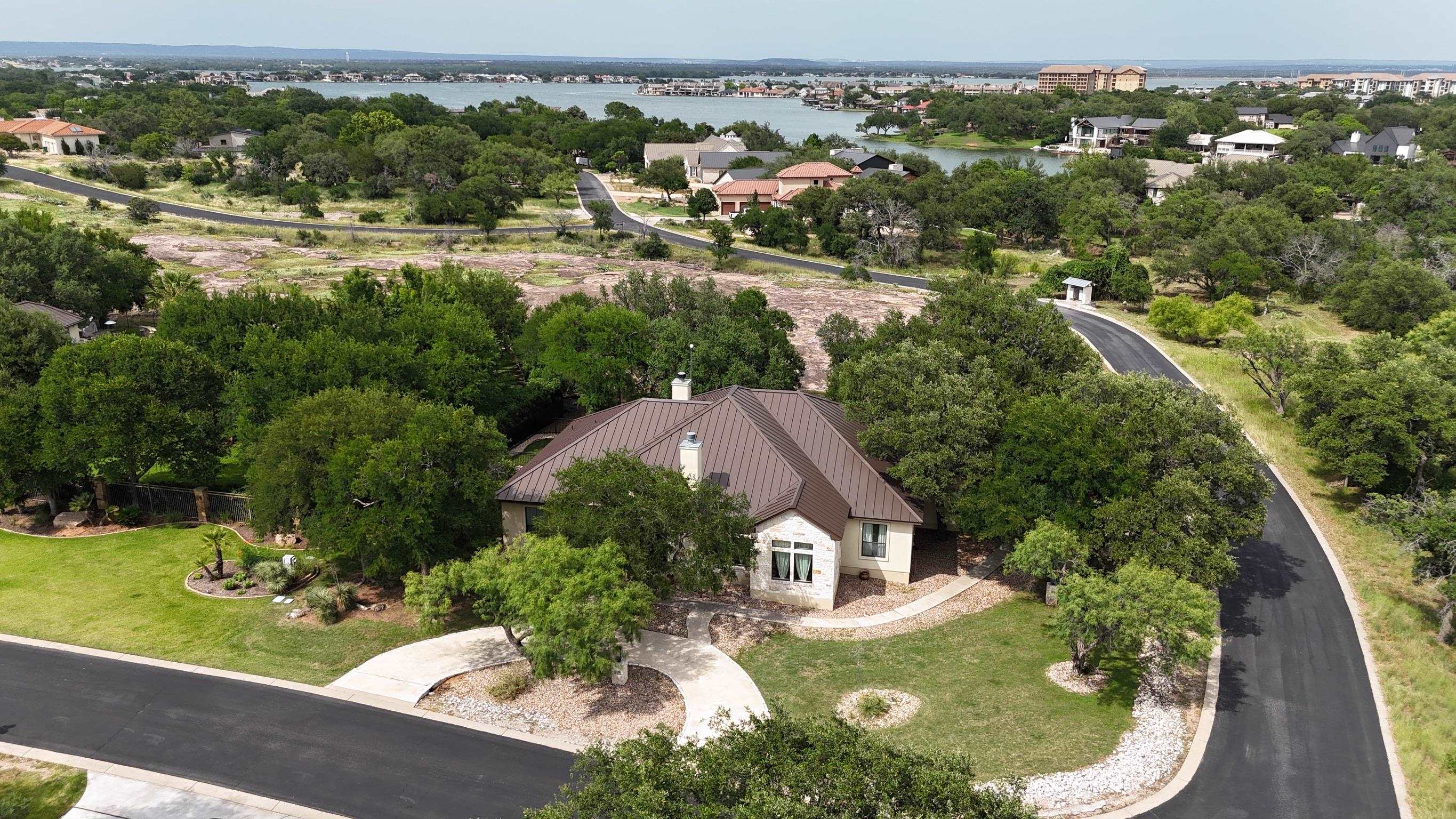 18062 Horseshoe Bay Proper, Llano County