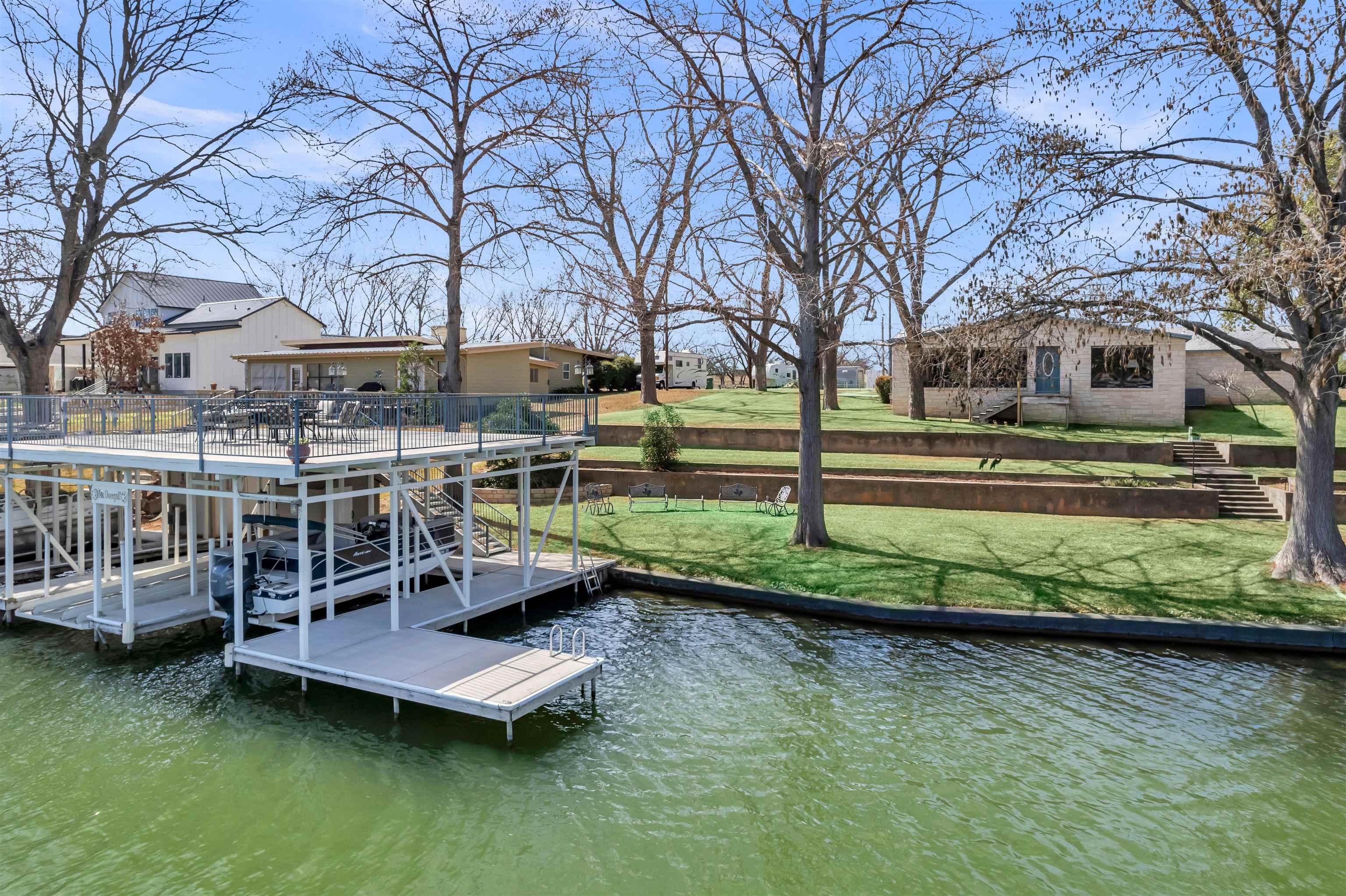 SHIRLEY WILLIAMS LT 17 0.650 AC (JG PFEUFFER ABST #594)