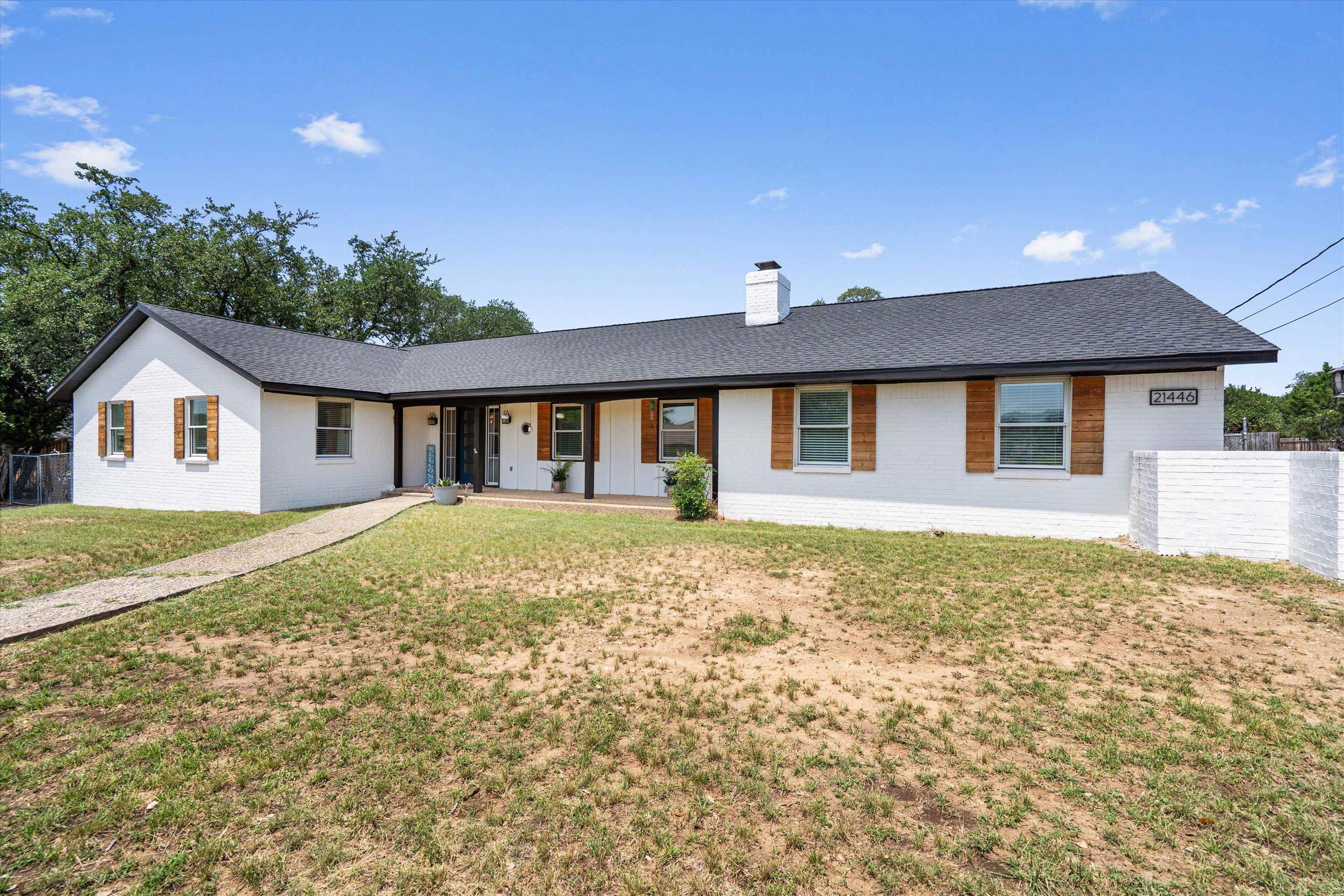 21446 Lakefront Dr, Lago Vista