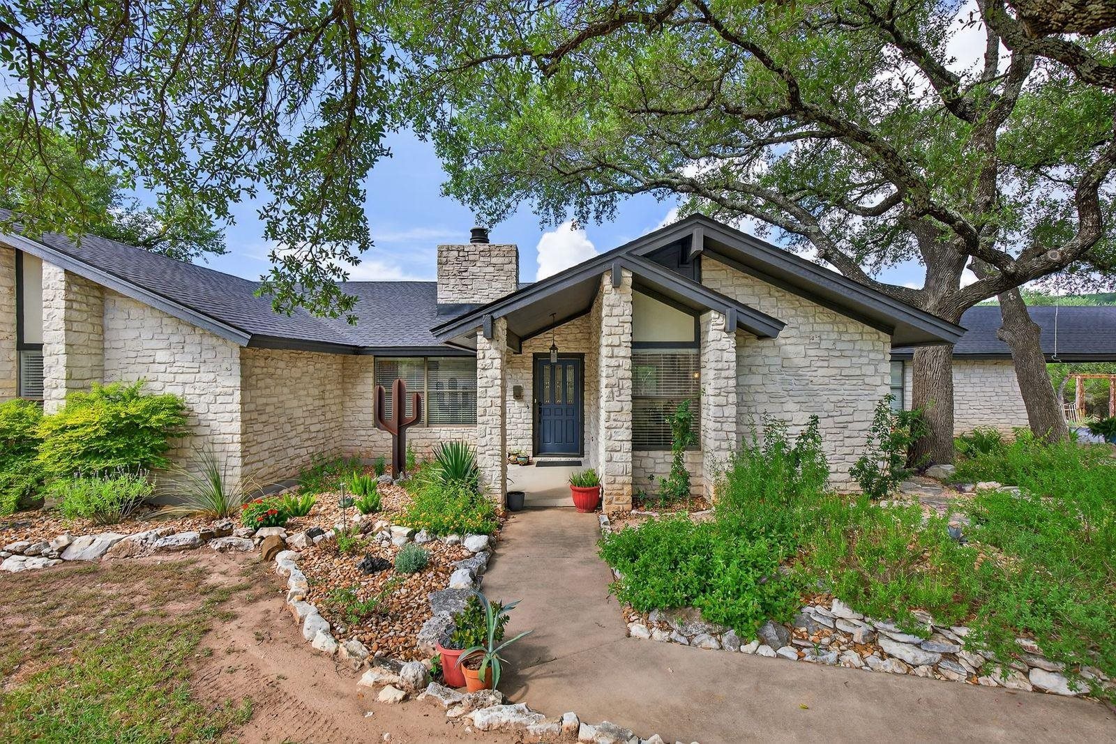 23644 Nameless, Leander