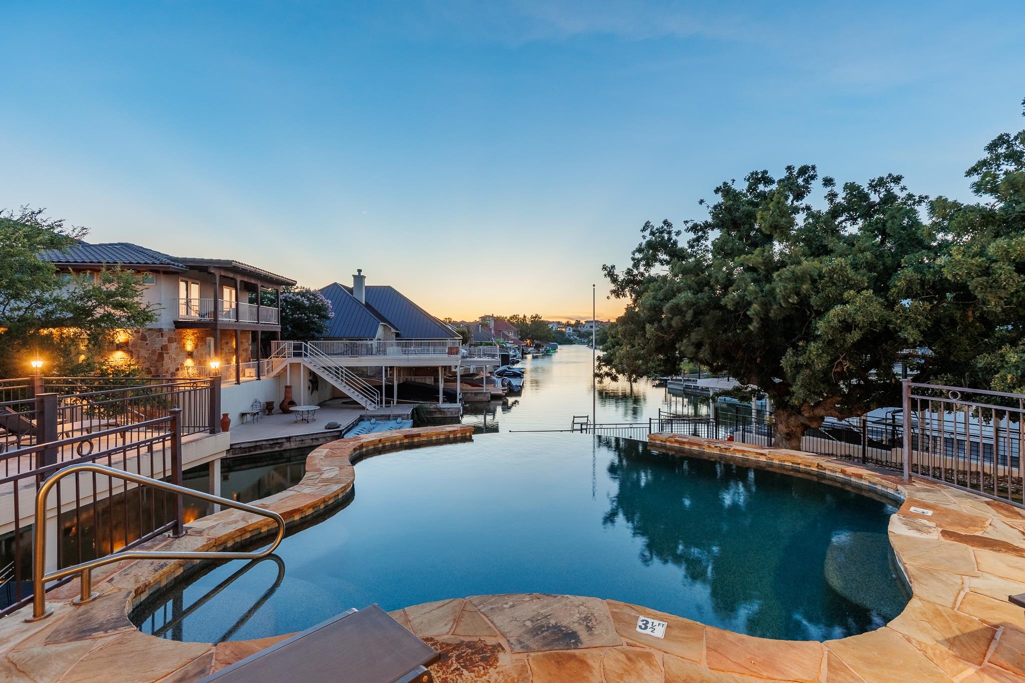 HORSESHOE BAY WEST LT W30024-A