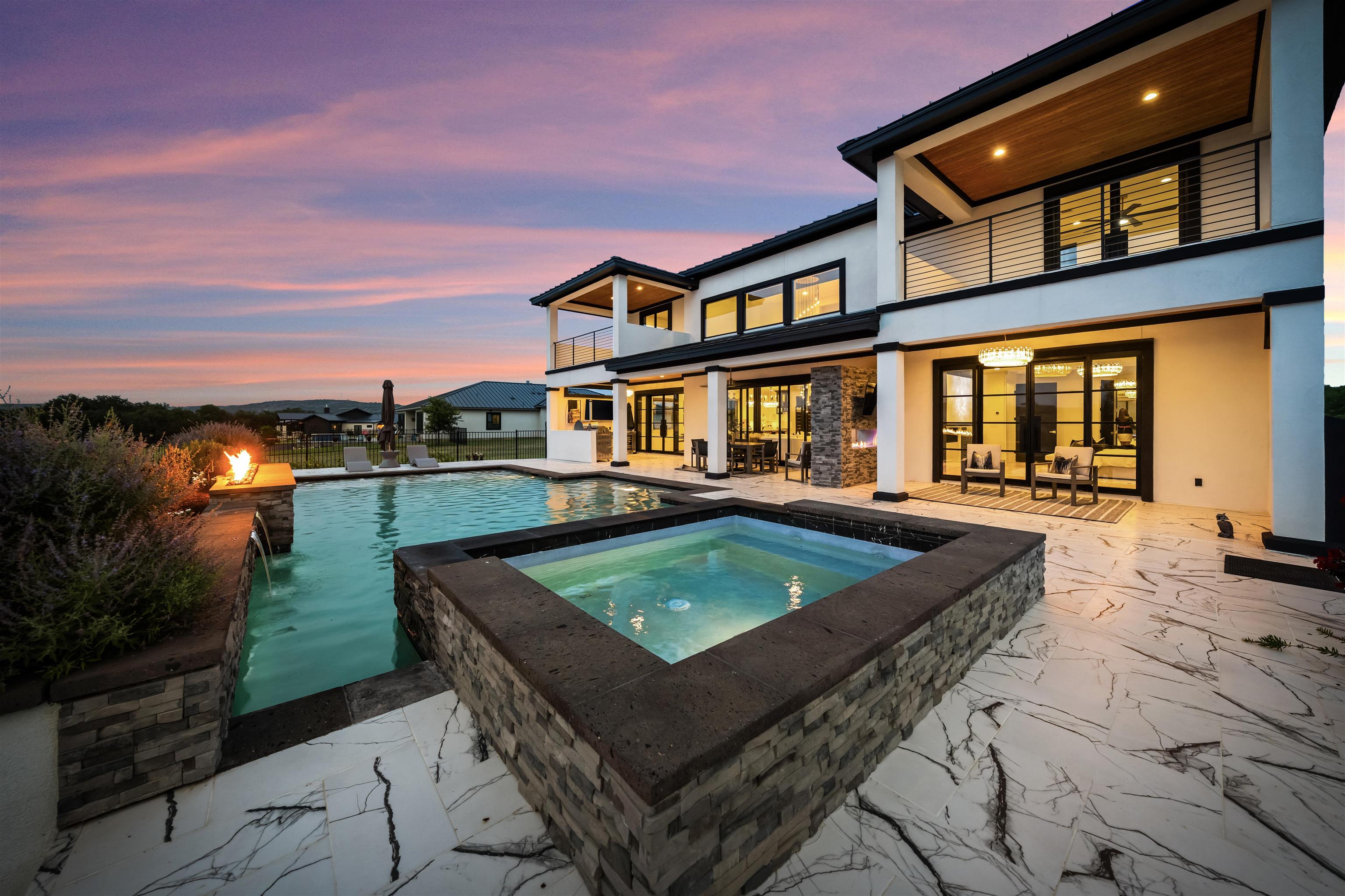 104 Summerlife, Kingsland