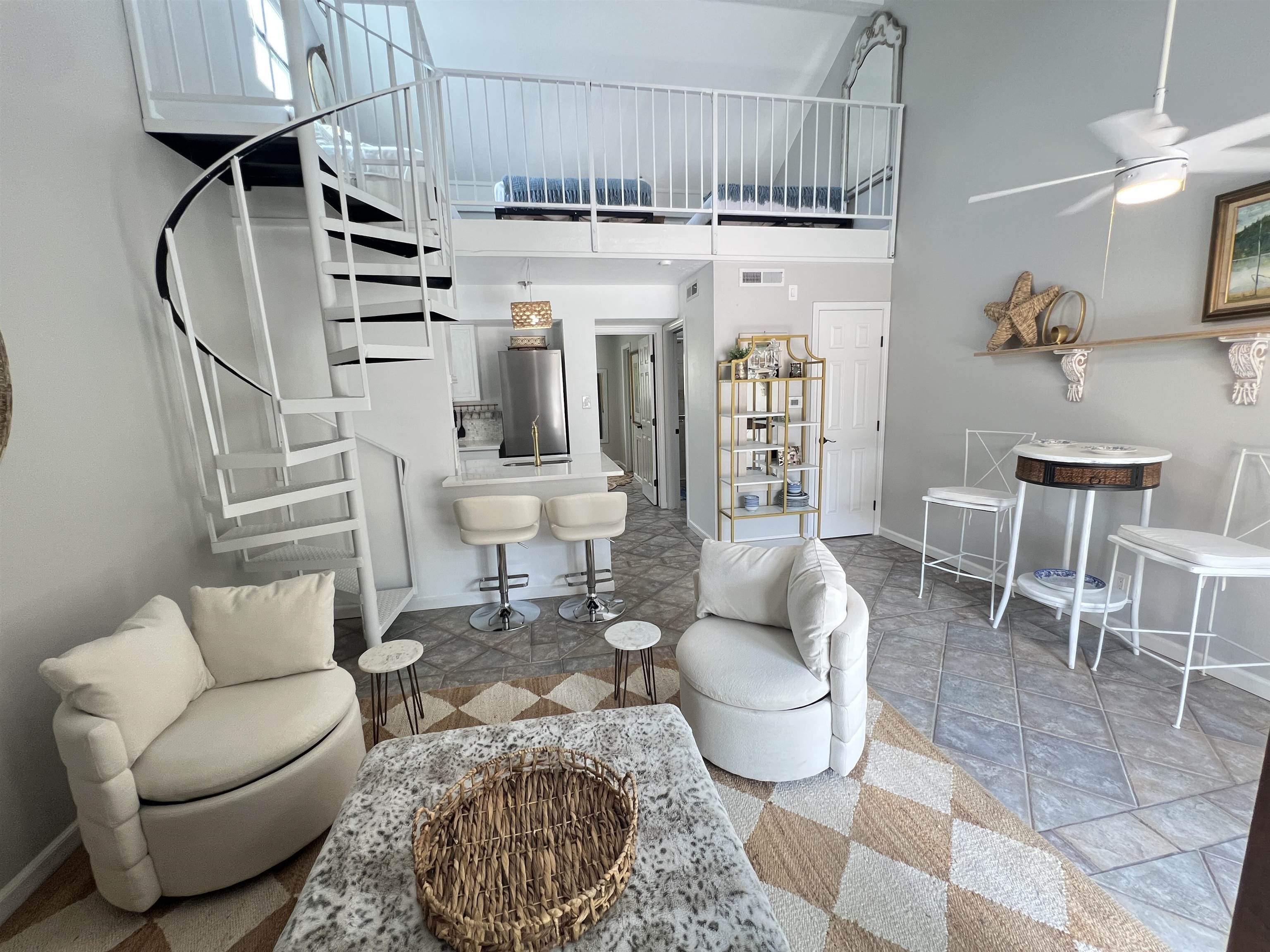 103 Island, Horseshoe Bay