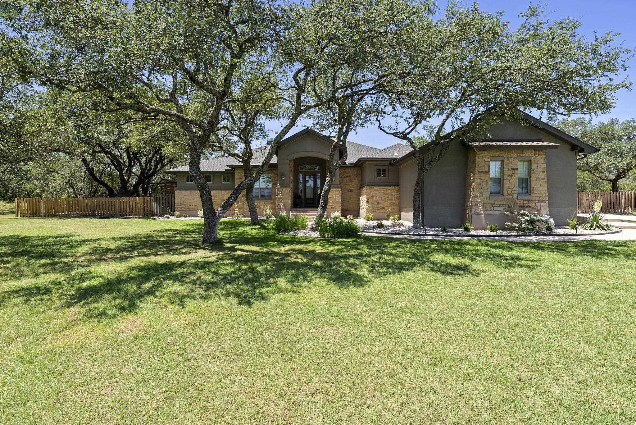 126 Foxwood, Marble Falls