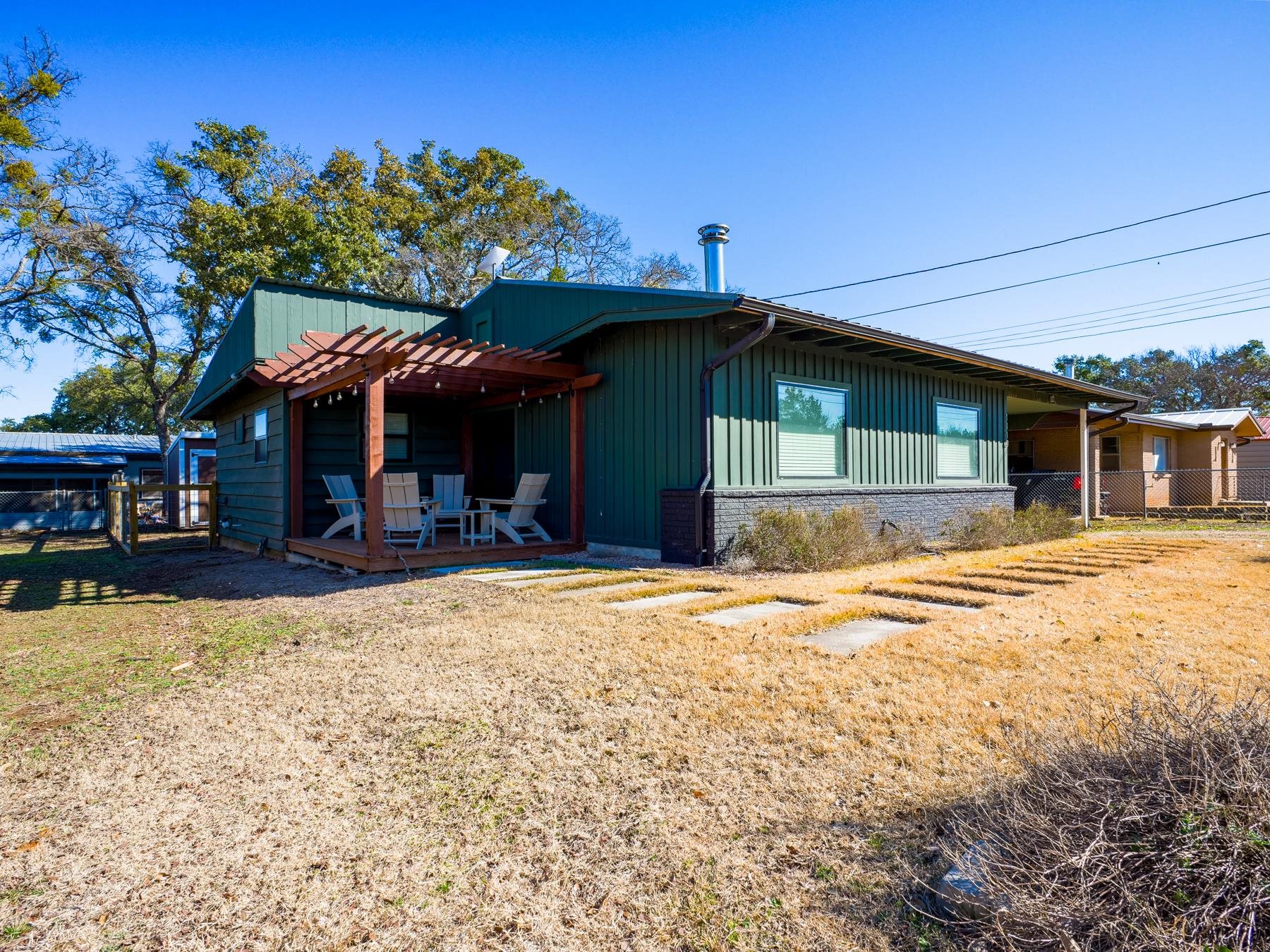 1110 Sunset Ln, Burnet