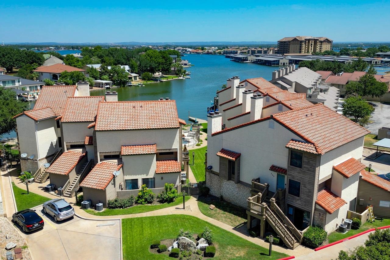 509 Short Circuit  #203, Horseshoe Bay