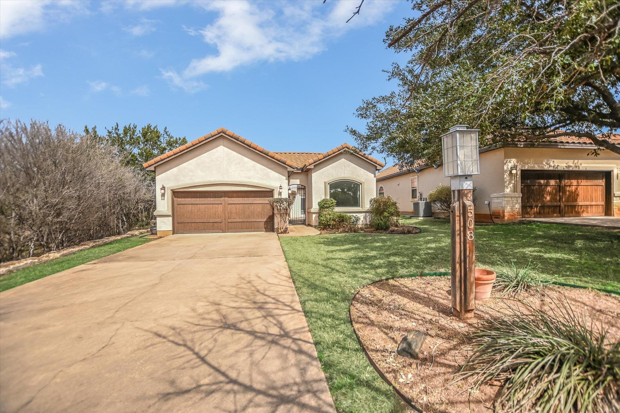 HORSESHOE BAY WEST LT W4066C