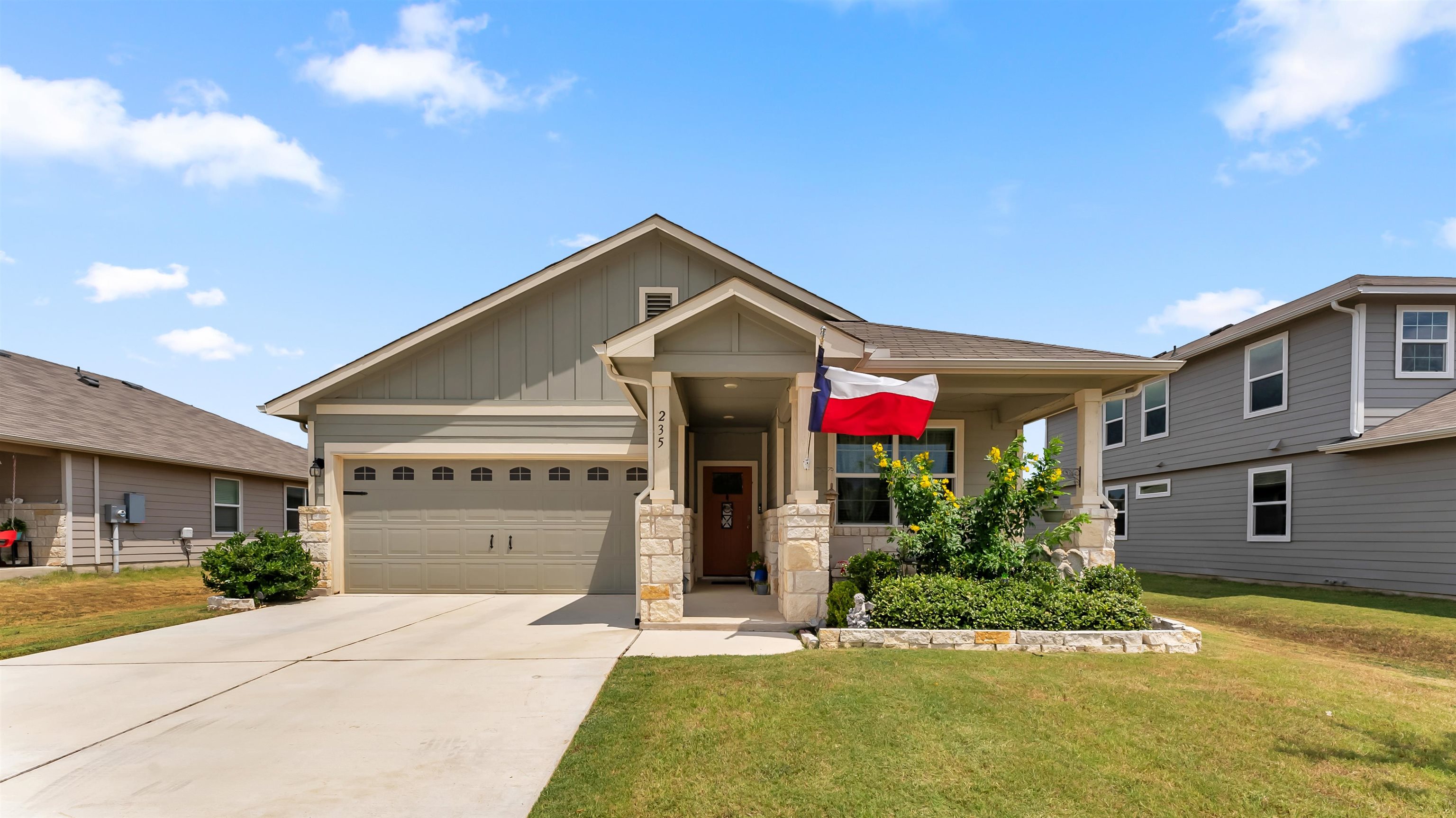 235 Bunting Ln, Bertram