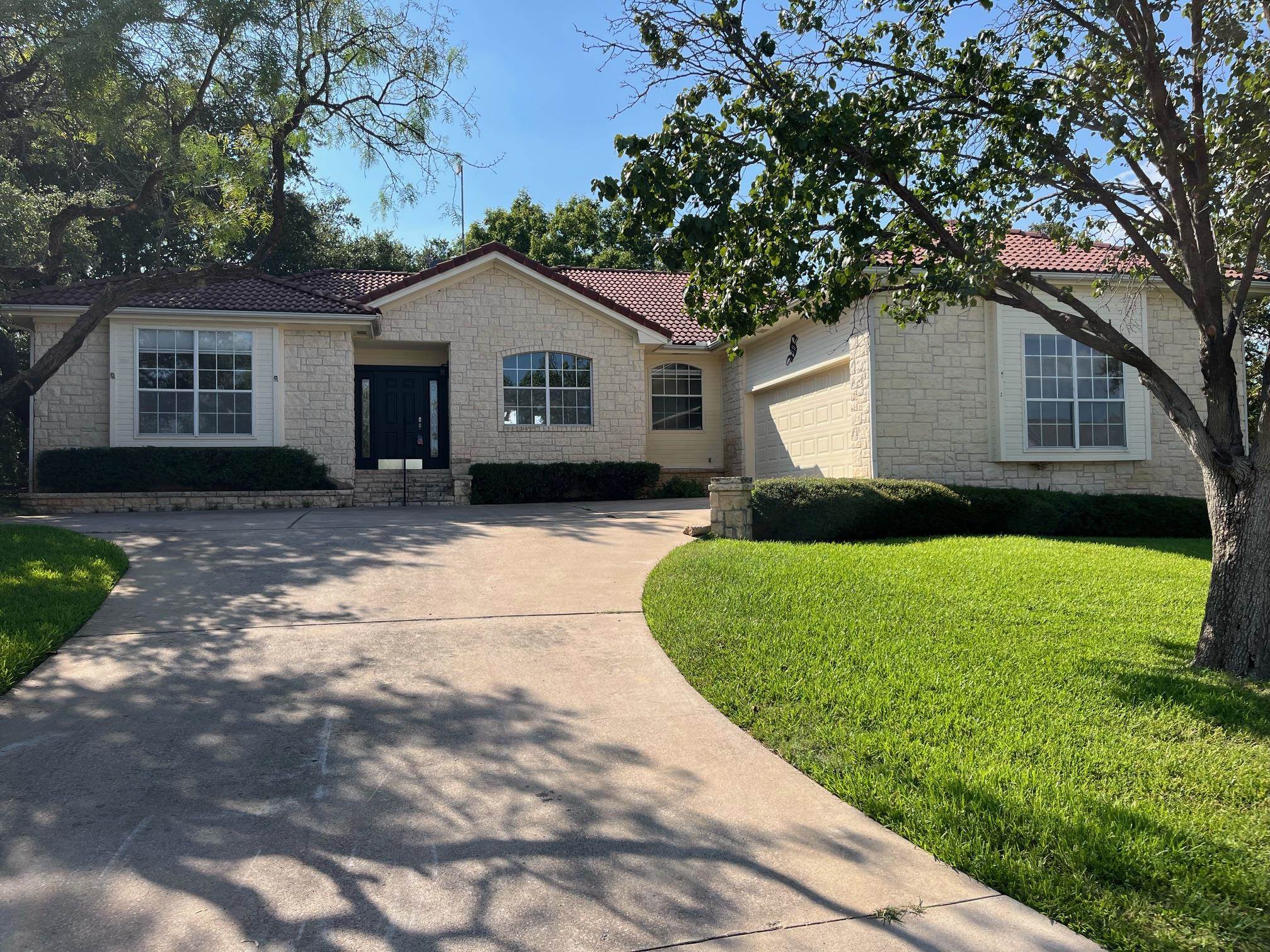 804 Broken Arrow, Horseshoe Bay