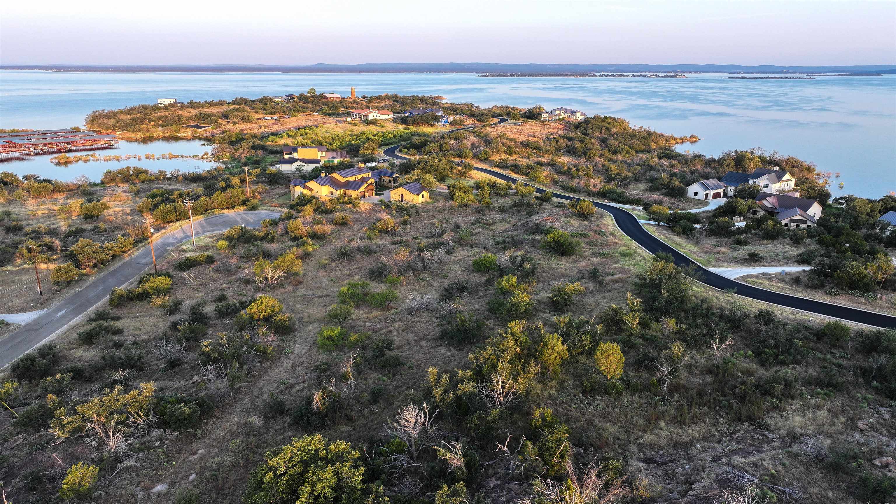 244 Peninsula, Burnet