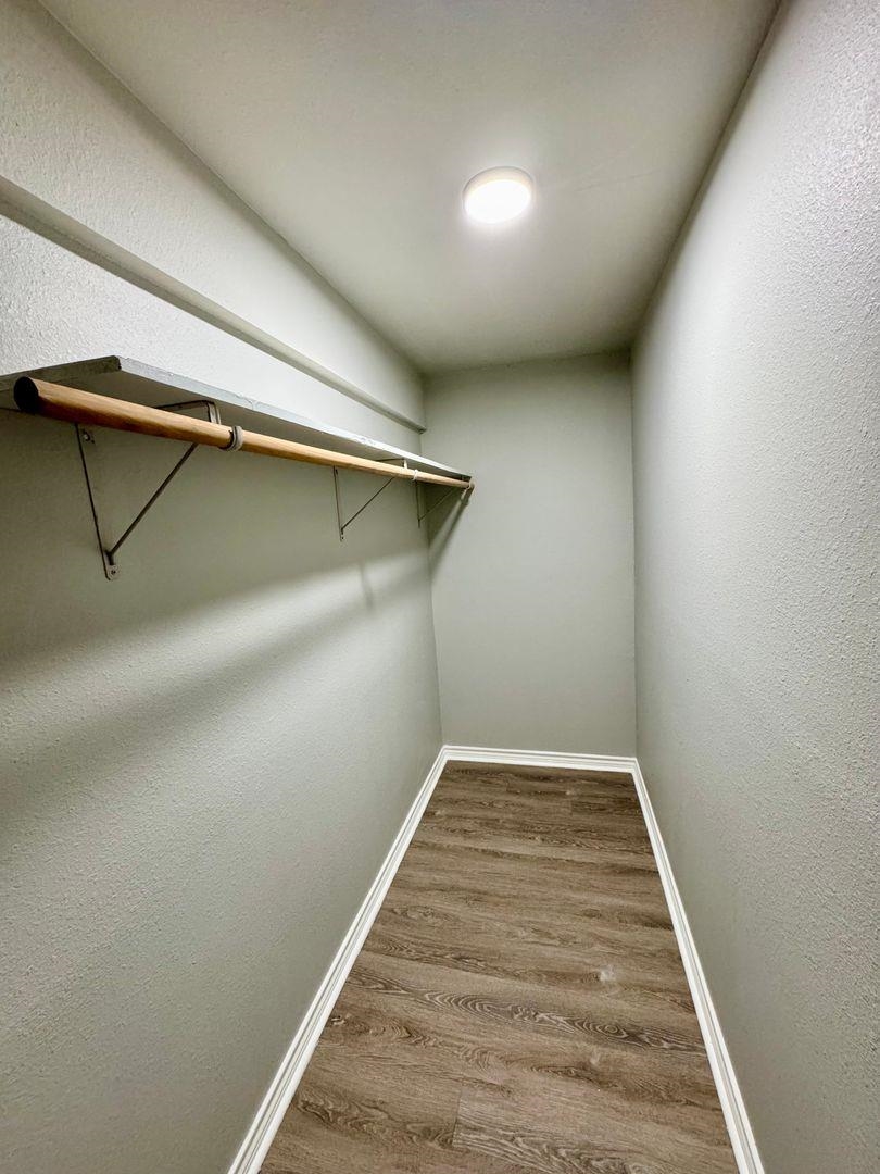 810x1080