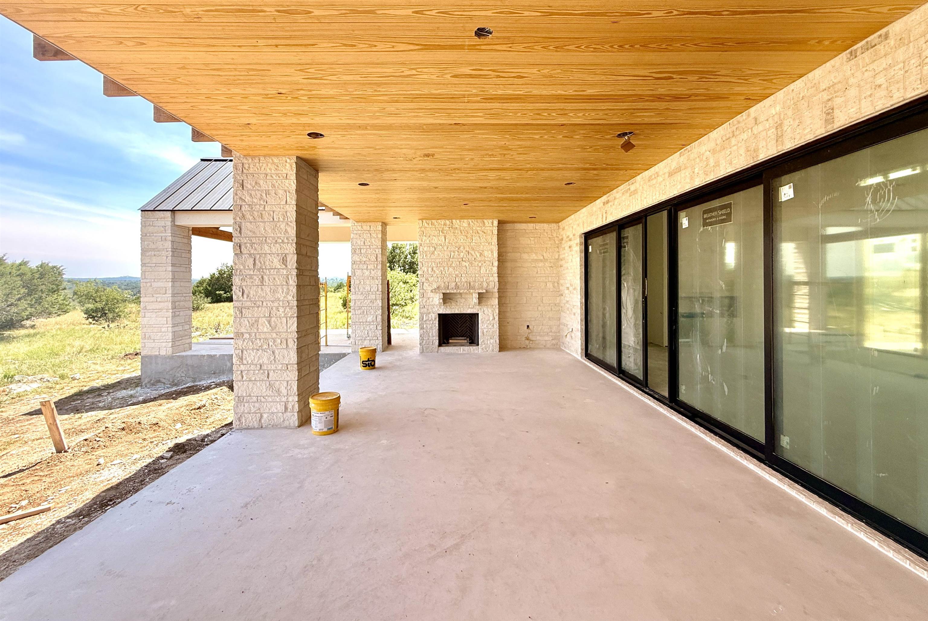 3072x2055