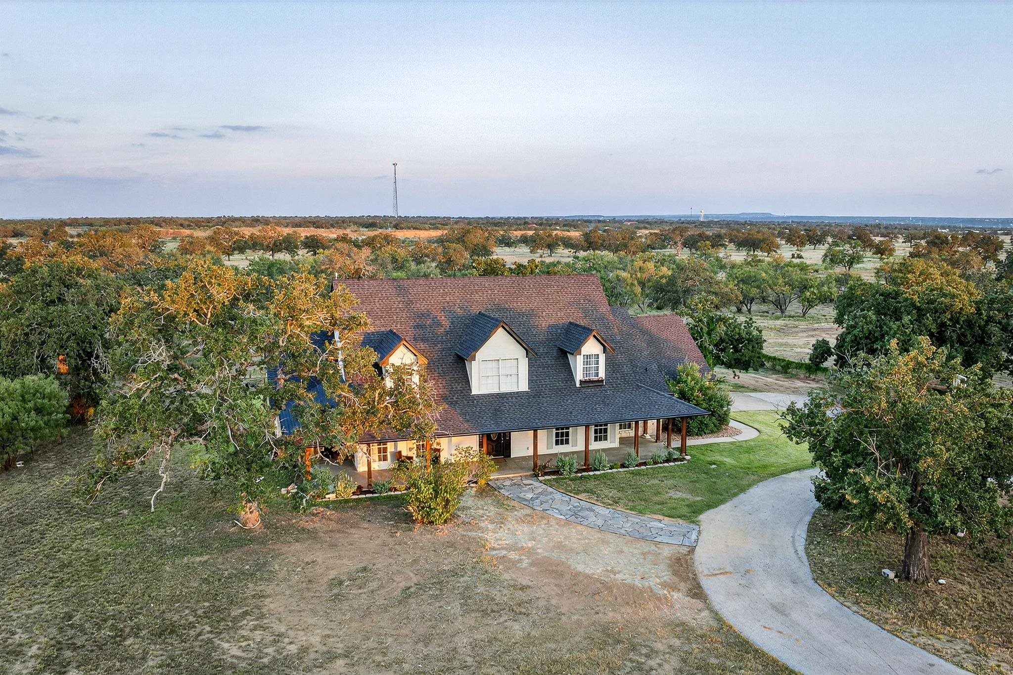 2048x1365
