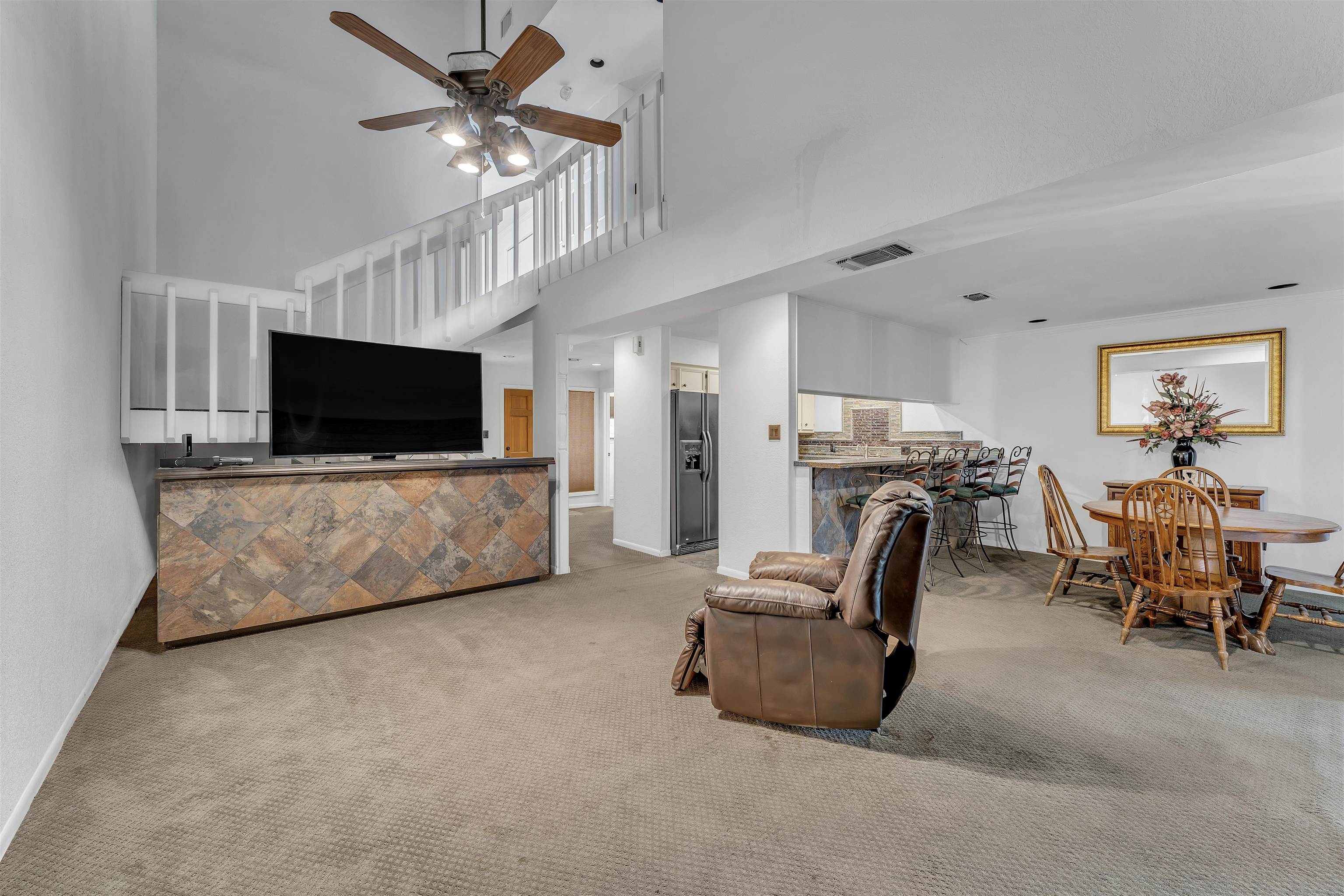 3072x2048