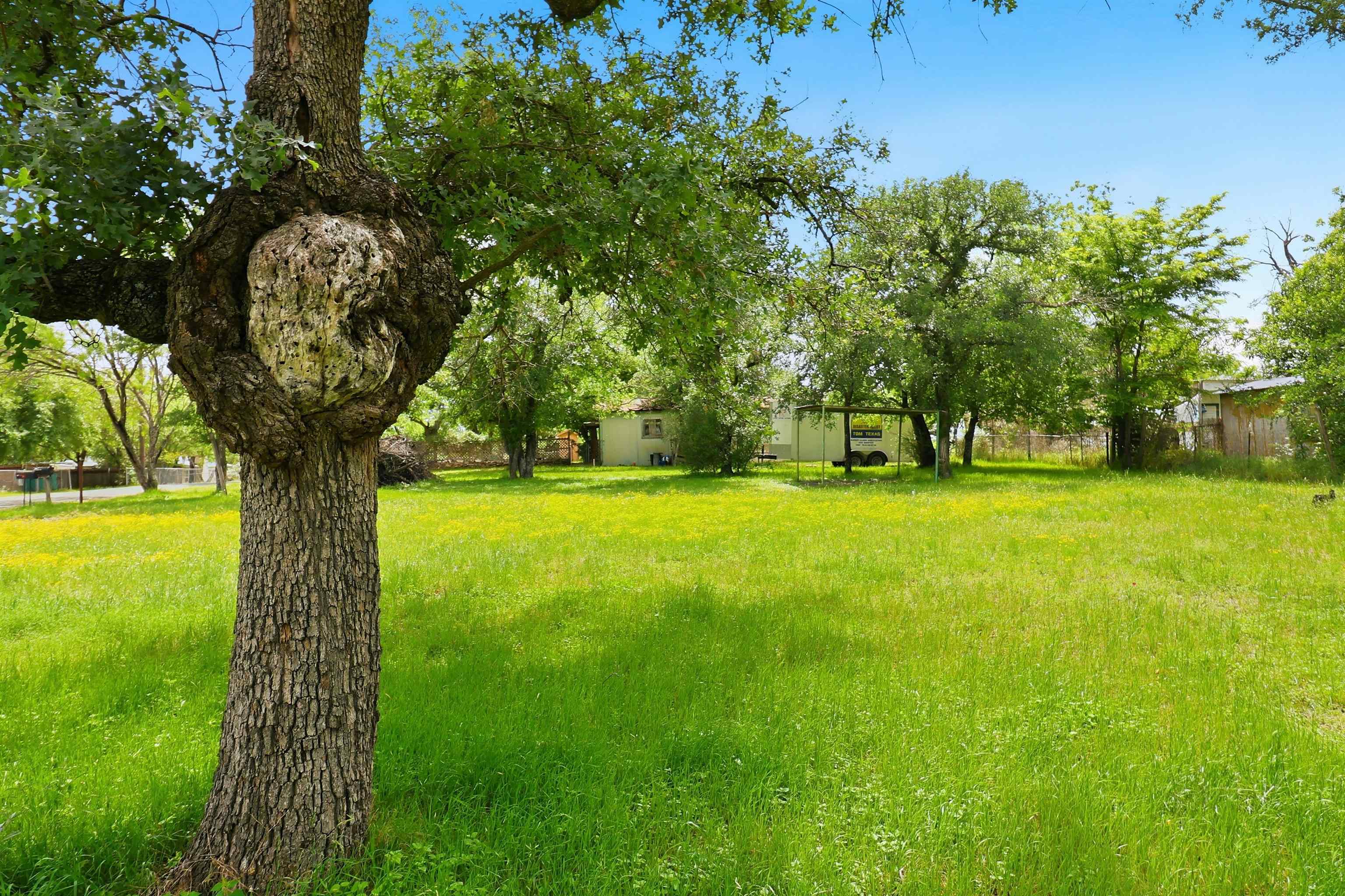 3072x2048