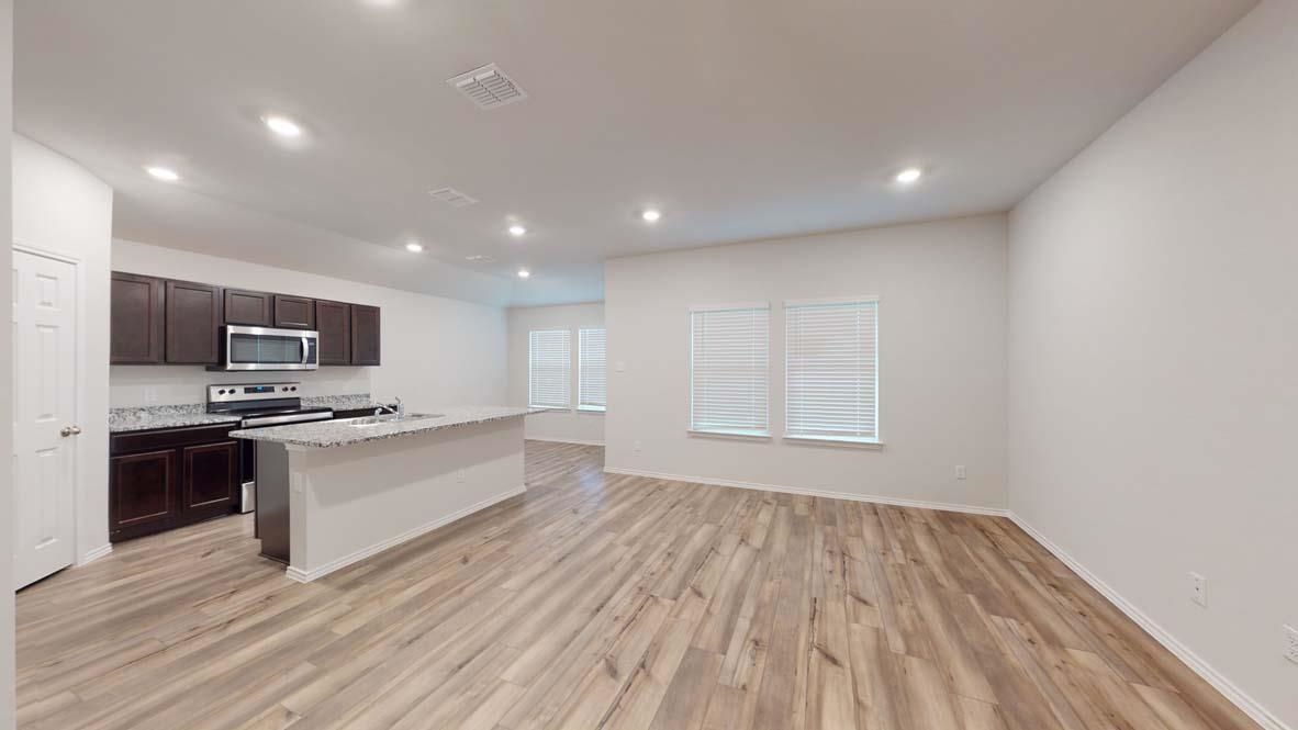 1182x665