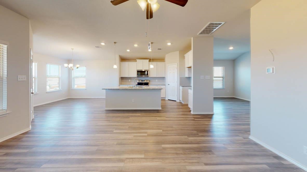 1182x665